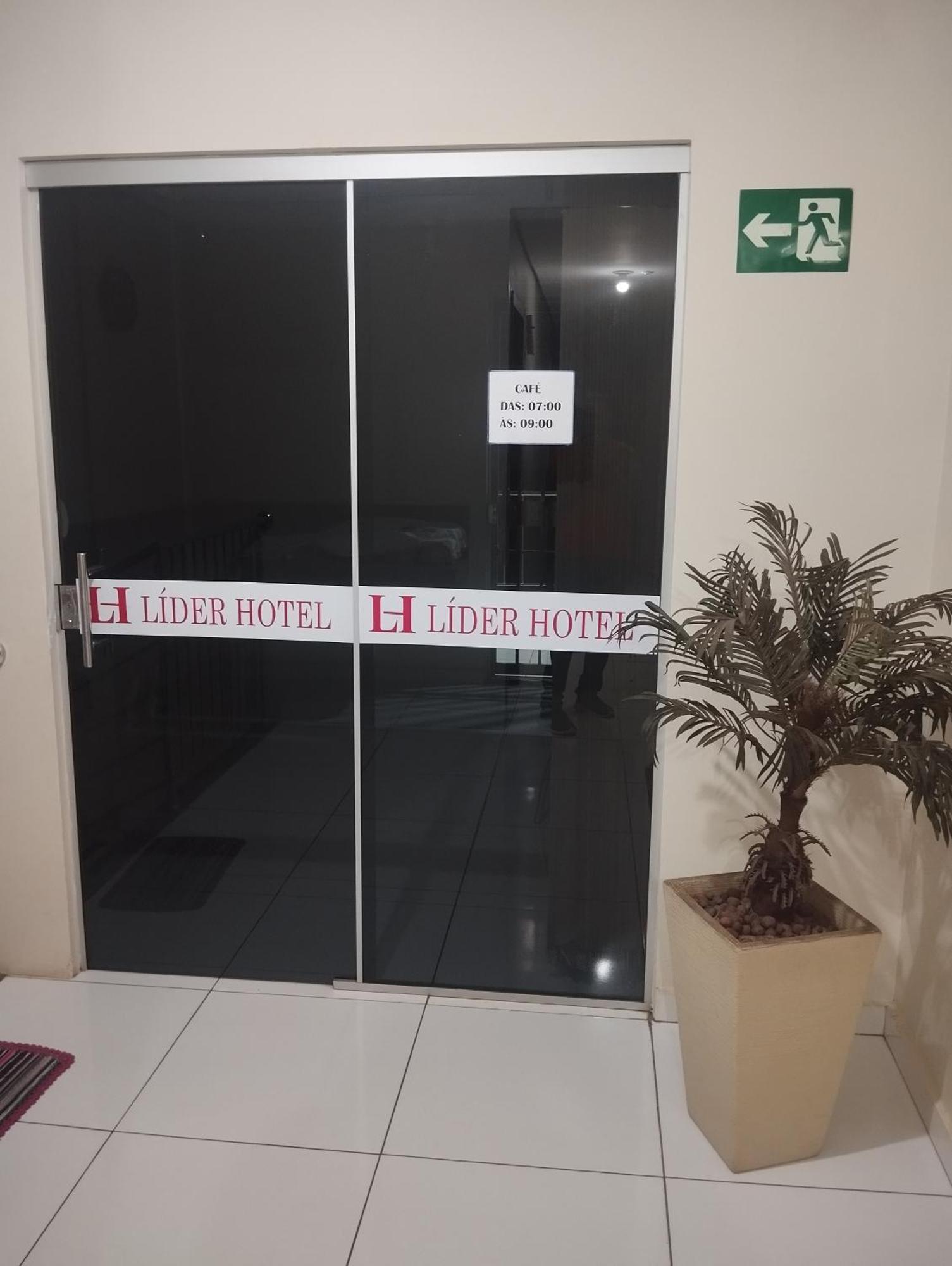 Lider Hotel Goiânia Zewnętrze zdjęcie